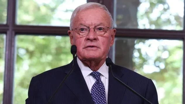 Кіт Келлог приїхав в Україну: відвідав Одеський порт та побачив наслідки ударів РФ