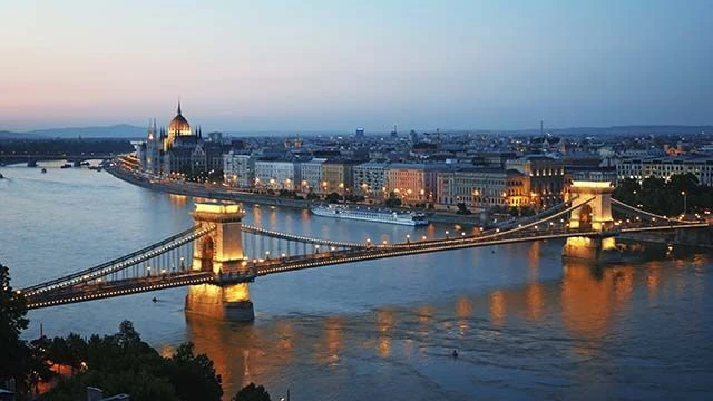 Румунія підірвала скелю через обміління Дунаю: як рятують роботу АЕС у Чернаводі
