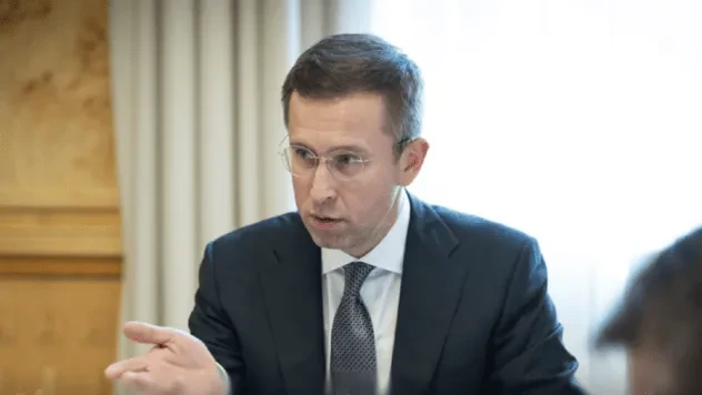 В Україні переглянуть кількість чиновників і заступників міністрів: зайві посади скоротять